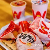 全国第一家店！享受美食 情定华莱士