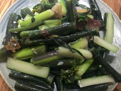 腊肉红菜苔-静一餐厅·湖北菜(前门创始店)