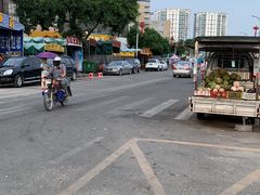 -霞涌市场海鲜摆卖区