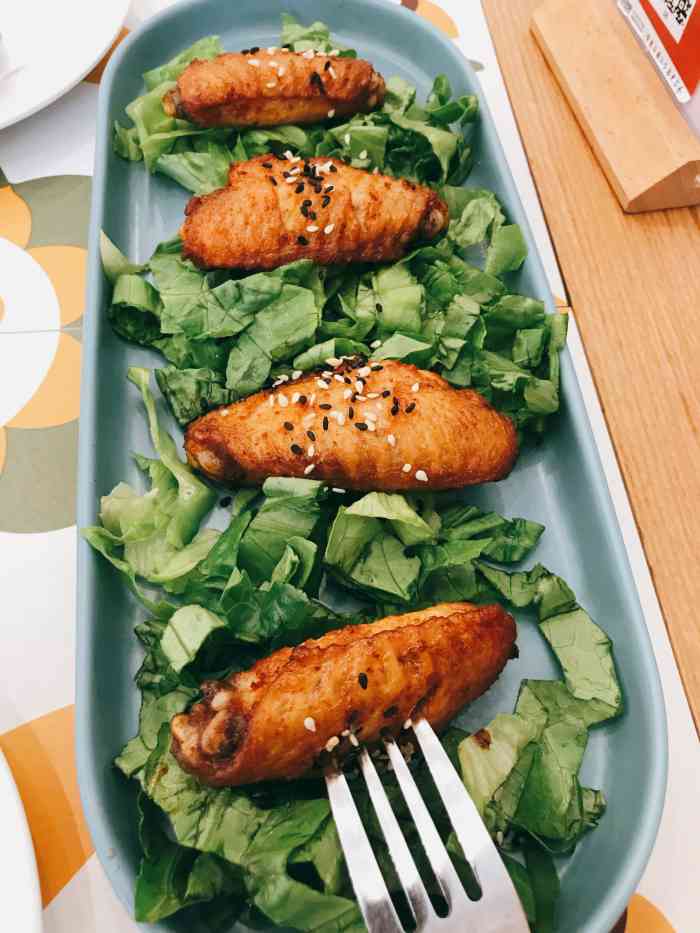 西木semood(沙拉·轻食·简餐)(东岸里店)-"小清新风格,老板人很好,饼