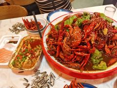 -海盗船. 龙虾烧烤. 酒馆