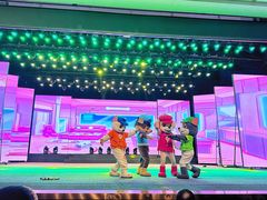-南风大剧院莎梦二人转剧场