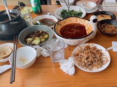 -莲餐厅·湖北菜·潜江小龙虾店(愚园路店)