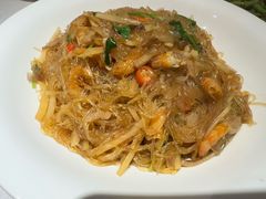 酸辣绿豆粉-小厨师·二十年沈家门小海鲜(百井坊巷店)