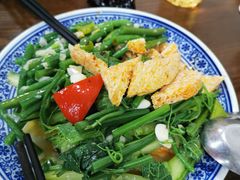 -崇德楼水盆牛羊肉泡馍馆(文艺路店)