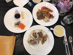 -圣丰索菲特·2 On 988 Café 自助餐厅