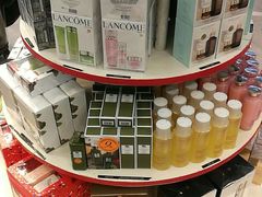 -日上免税店(三径路t3店)