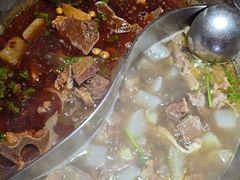 -大众跷脚牛肉馆·非遗传承单位(峨眉山店)