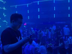 -HiIbiza酒吧