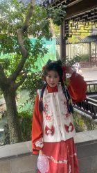 -一揽芳华汉服旗袍体验馆(拙政园店)