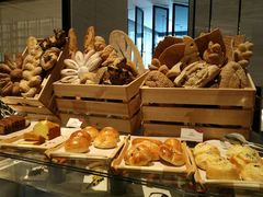 -飨食汇全日制餐厅·昆山皇冠假日酒店(九方店)