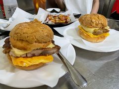 猪扒煎蛋菠萝包-颓记茶餐厅(美景总店)
