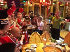 -鸿通城购物中心