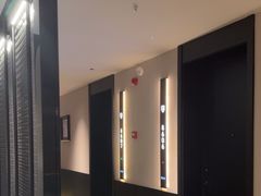 -万泊酒店(长沙五一广场国金中心店)