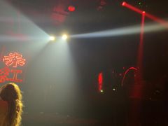 -赤红音乐现场(浦东金桥路店)
