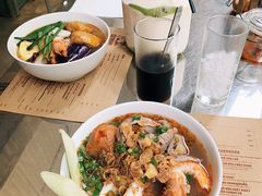 海鲜猪肉丸米粉-Cô Thành Restaurant