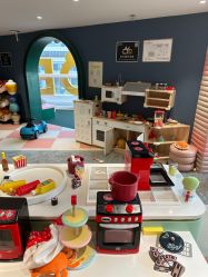 -奈尔宝·儿童乐园·亲子餐厅(华采天地店)