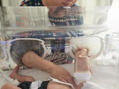 -爱月宝月嫂·育儿嫂(哈尔滨总店)