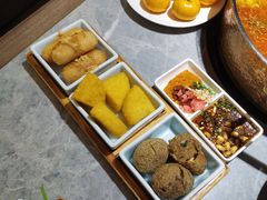 -野山舂·贵州现舂酸汤牛肉(民生路店)