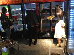 -钢管厂五区小郡肝串串香(奥克斯广场锦城万达店)