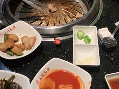 -木槿花韩式炭烤·熟成肉工坊(孙文东路店)