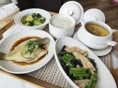 -臻儿屿月子会所(茶山店)