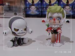 -泡泡玛特POPMART(上海环球港店)