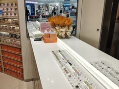 -moody彩瞳(环宇城店)
