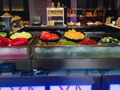 自助取餐区-夏阳湖皇冠假日酒店-自助餐厅
