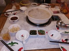 -广顺鑫猪肚鸡(经八路店)