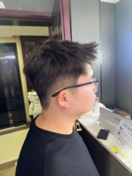 -藤野造型烫发染发