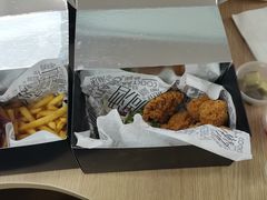 -TRIPS BURGER(大钟寺店)