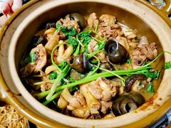 招牌必点-田螺鸡煲-食爺炭炉鸡煲·烧烤
