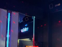 -温莎KTV(珠江路店)