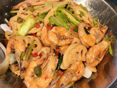 -靠山屯东北农家菜(八龙桥雅苑店)