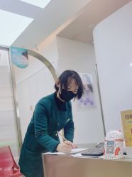 -万阡国际专业祛斑·祛痣·祛疤连锁