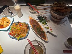 -柳喜辣·烧烤酒局(跃进总店)