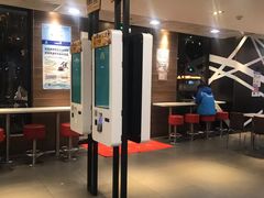 -麦当劳(田林好又多店)
