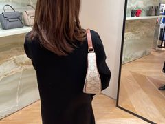 -CELINE(尚嘉中心店)