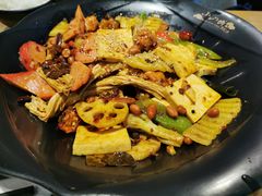 -小山城麻辣香锅(新邻生活广场店)