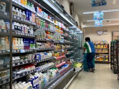 -全家便利店(虹桥路四店)