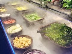 -牛里牛气· 榴莲海鲜鲜牛肉自助火锅·烤肉(横岗店)