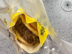 牛肉烧饼（多肉）-穆得·老周家牛肉烧饼(普利街店)