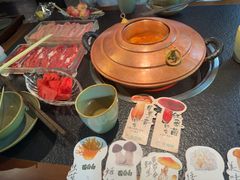 -菌自由丨野生菌火锅特色庭院餐厅(丽江古城店)
