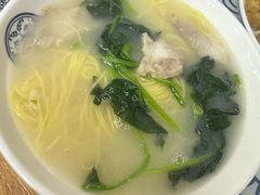 -鲁毓鲜蓬莱小面(黄山路店)