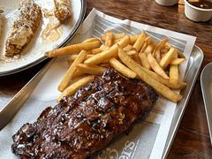 -Ribs & Burgers The Rocks