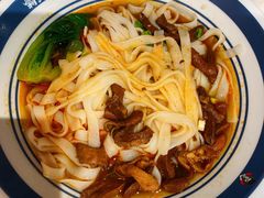 -霸蛮湖南菜·牛肉粉(荣京西街店)