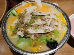 春笋凯里鲜蔬锅-喜家德虾仁水饺(百盛优客店)