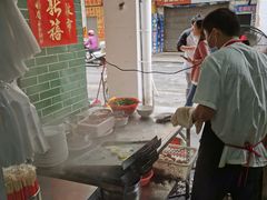 -河记肠粉店