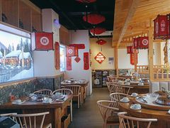 -老何二婶家铁锅炖·东北菜(白石洲店)